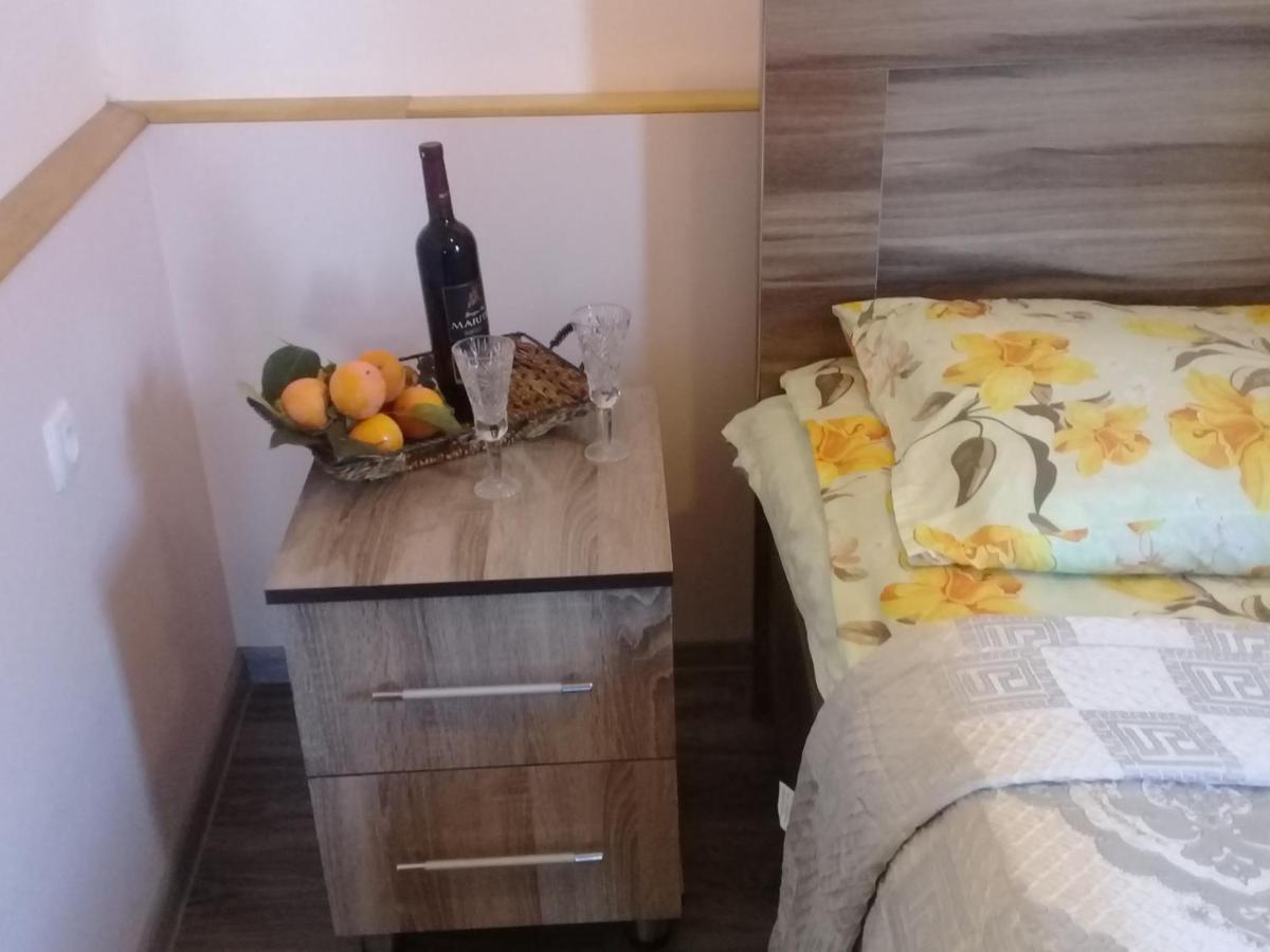 Apartment Giorgi In Sighnaghi Εξωτερικό φωτογραφία